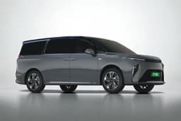 Mg M9 Color Concrete Grey With Black Roof